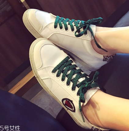 運(yùn)動(dòng)鞋需要經(jīng)常洗嗎？洗太頻繁對(duì)鞋子不好