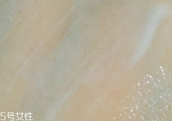 雅詩蘭黛乳液怎么樣？滋潤保濕的秘密