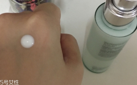 雅詩(shī)蘭黛乳液多少錢？