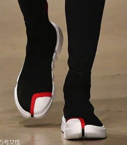 李寧紐約時裝周走秀款悟道球鞋在哪買_多少錢？