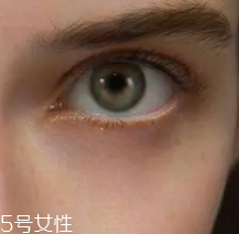 黑眼圈用什么眼霜好？多效護理型眼霜是首選