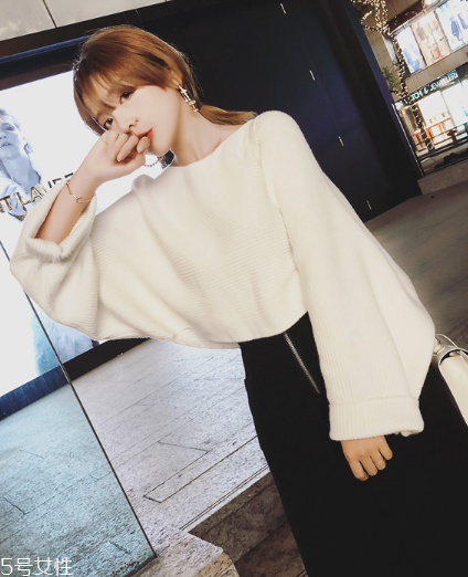 毛衣搭配什么裙子好看？?jī)?yōu)雅迷人過新年