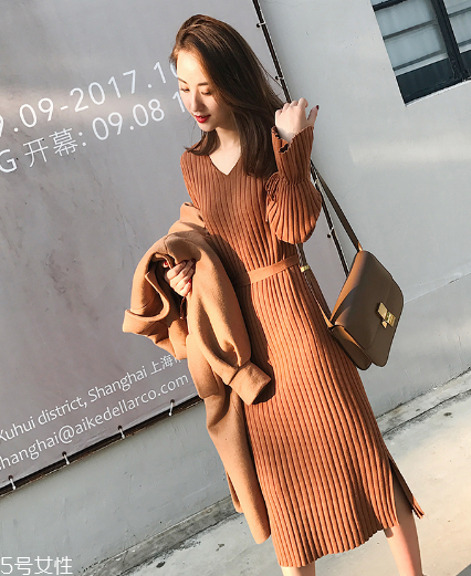 早春穿什么款式毛衣好看？三款毛衣解鎖新時(shí)尚