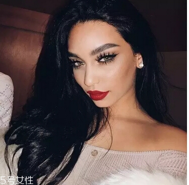 怎么選購(gòu)韓國(guó)化妝品？女生化妝品必備清單