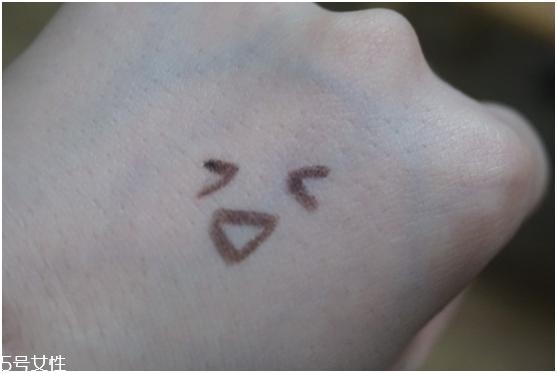 愛敬氣墊孕婦能用嗎？孕期使用化妝品要注意