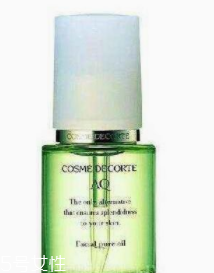 法令紋用什么護膚品？CPB精華液讓肌膚宛如少女