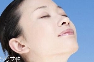 初春肌膚美白怎么做？隔離與淡斑兩手抓