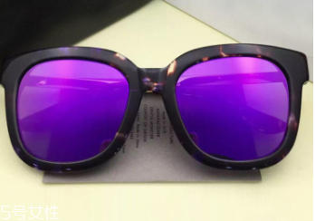 圓臉適合戴什么樣的墨鏡？臉太圓別戴正圓形墨鏡