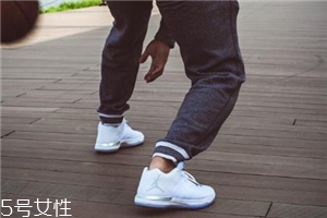 運(yùn)動(dòng)鞋網(wǎng)面發(fā)黃怎么辦？用牙膏輕松解決