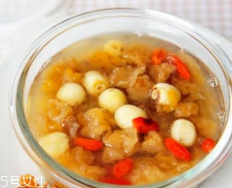 金耳怎么吃？金耳的做法