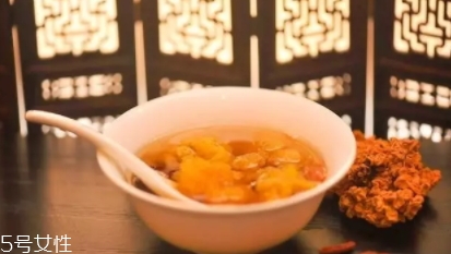 金耳怎么吃？金耳的做法