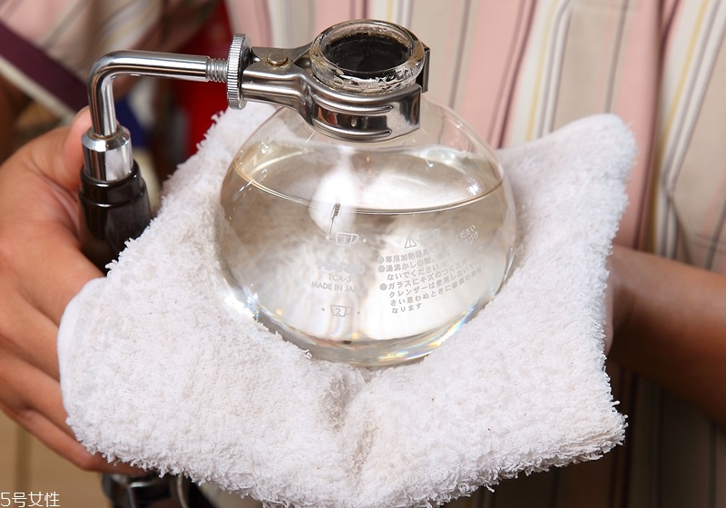 虹吸式咖啡壺使用方法 進(jìn)階咖啡煮法 虹吸式咖啡壺使用方法 進(jìn)階咖啡煮法