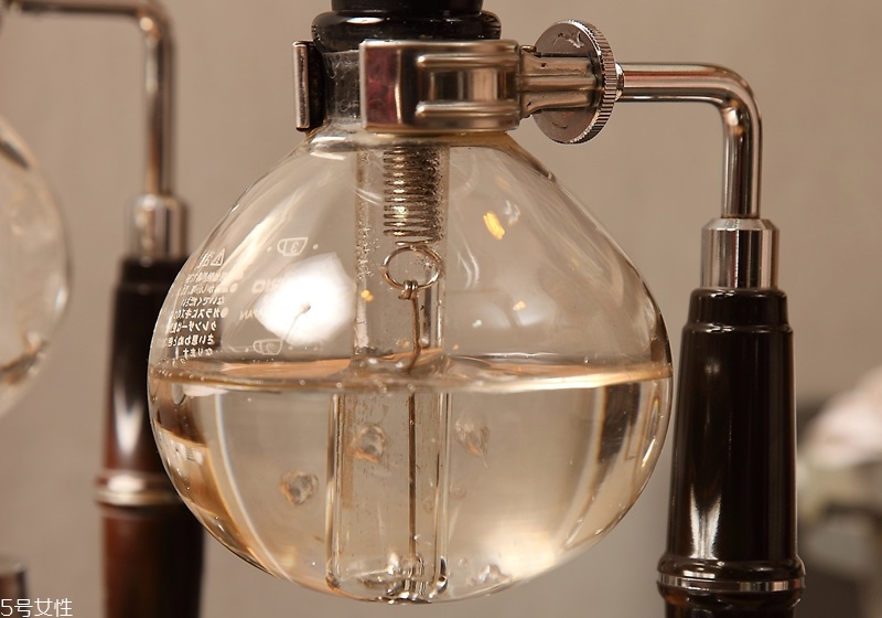 虹吸式咖啡壺使用方法 進(jìn)階咖啡煮法 虹吸式咖啡壺使用方法 進(jìn)階咖啡煮法