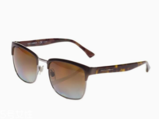 冬天適合戴什么太陽鏡？適合冬季佩戴的十款時髦太陽鏡