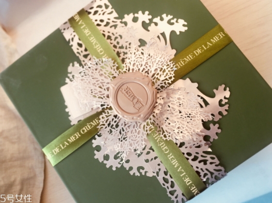 lamer海藍(lán)之謎和赫蓮娜哪個好？