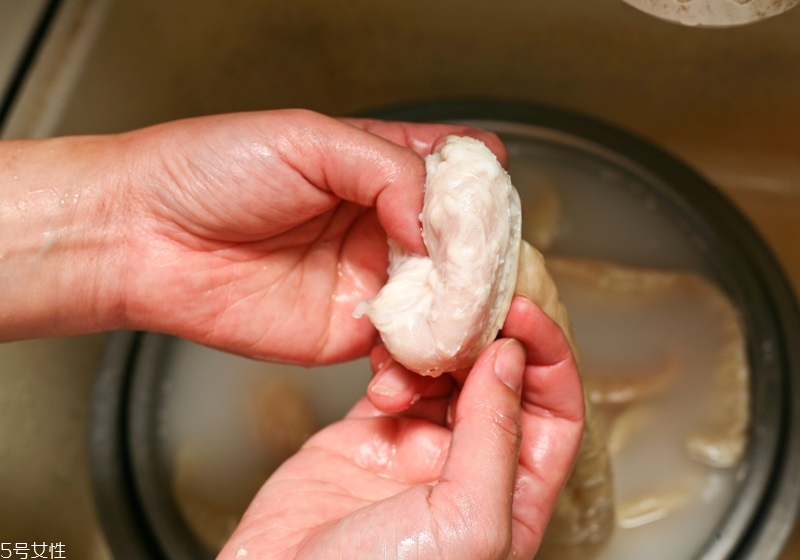 大腸面線怎么做好吃 湯頭烹煮的技巧 大腸面線怎么做好吃 湯頭烹煮的技巧