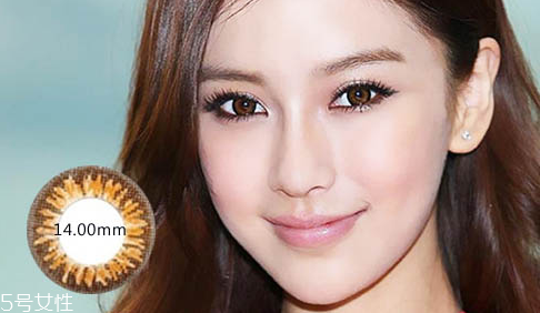 美瞳一天戴多長(zhǎng)時(shí)間？美瞳的正確佩戴方法