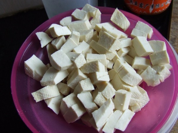 豆腐怎么炸不散也不沾鍋 豆腐怎么炸不散也不沾鍋