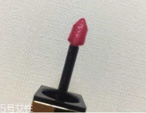 ysl圣羅蘭鏡面唇釉#12評測 草莓粉軟妹神器 ysl圣羅蘭鏡面唇釉#12評測 草莓粉軟妹神器