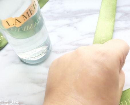 lamer海藍(lán)之謎和雪花秀哪個(gè)好？