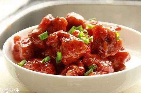 糖醋排骨用冰糖還是白糖 白糖更甜 糖醋排骨用冰糖還是白糖 白糖更甜