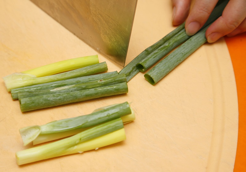 切菜刀法基本功圖解 蔬菜肉類9種切法 切菜刀法基本功圖解 蔬菜肉類9種切法