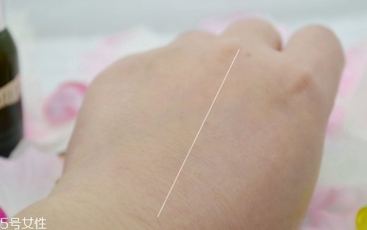 lamer海藍(lán)之謎精華液怎么樣？摯愛精華液評(píng)測(cè)