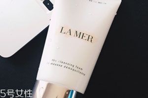 海藍(lán)之謎透潔面泡沫怎么用？璀璨凈透潔面泡沫