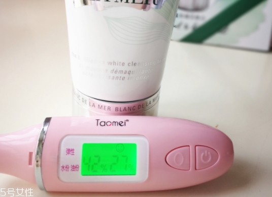 海藍(lán)之謎透潔面泡沫怎么用？璀璨凈透潔面泡沫