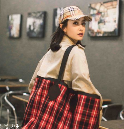 burberry是奢侈品嗎？傳統(tǒng)英倫風品牌