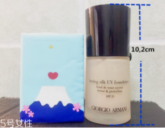 阿瑪尼粉底液脫妝嗎？4小時(shí)后要補(bǔ)妝