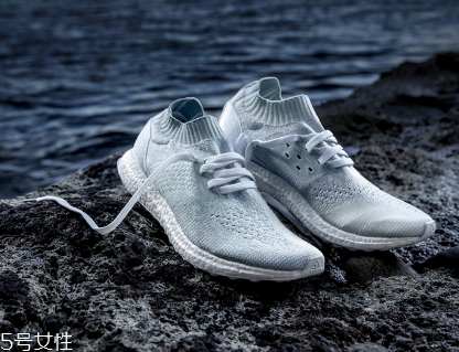 運(yùn)動(dòng)鞋夾腳怎么辦？巧妙利用濕報(bào)紙