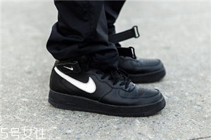 運(yùn)動(dòng)鞋里面怎么清洗？運(yùn)動(dòng)鞋清洗要仔細(xì)