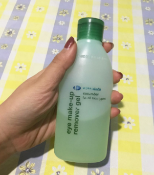 英國(guó)BOOTS小黃瓜卸妝水怎么用？干手干臉使用