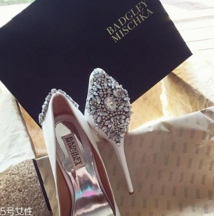 badgley mischka鞋子怎么樣？結(jié)婚選它就對了