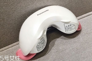 松下蒸汽眼部按摩儀怎么用？