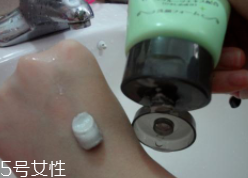 Rosette海泥洗面奶怎么樣？油皮救星