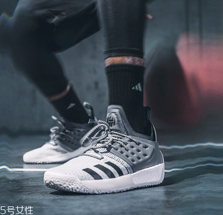 運(yùn)動(dòng)鞋洗完怎么晾曬？不要過度暴曬