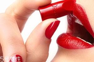 迪奧和圣羅蘭口紅哪個好？dior和ysl口紅對比