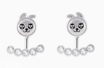 什么材質(zhì)的耳釘不過敏？純銀耳釘解決耳朵腫痛