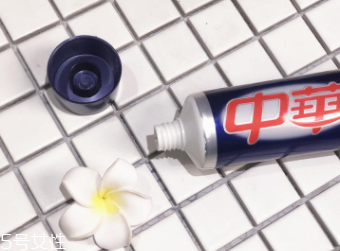 美白牙膏有用嗎？中華魔麗迅白牙膏評測