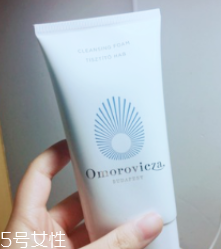 omorovicza薄荷潔面膏適合什么膚質(zhì)？干皮最適合