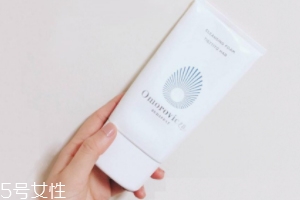 omorovicza薄荷潔面膏適合什么膚質(zhì)？干皮最適合