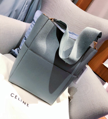 celine是奢侈品嗎？低調(diào)又氣質(zhì)的女神包首選