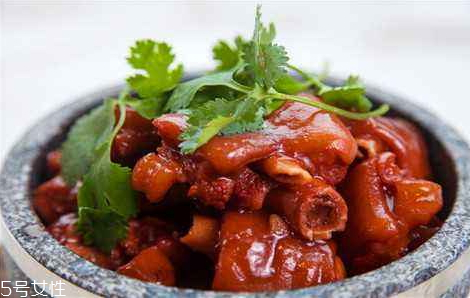 紅燒豬蹄為什么會苦 原因如下 紅燒豬蹄為什么會苦 原因如下