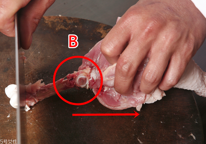 生雞腿怎么去骨頭 剔雞腿骨步驟 生雞腿怎么去骨頭 剔雞腿骨步驟