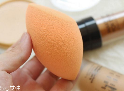 美妝蛋用什么洗最干凈 美妝蛋的正確使用方法 美妝蛋用什么洗最干凈 美妝蛋的正確使用方法