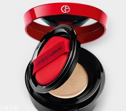 dior迪奧和阿瑪尼哪個更大牌？