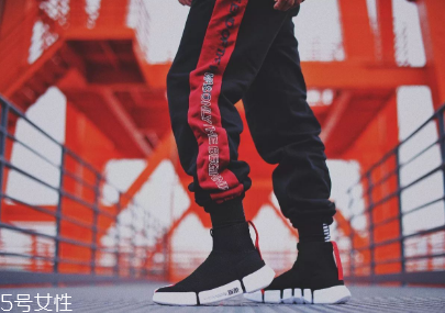 運(yùn)動(dòng)鞋變形了如何恢復(fù)？巧用鞋撐恢復(fù)原樣