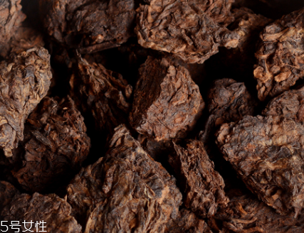 老茶頭減肥嗎？普洱茶能刮油